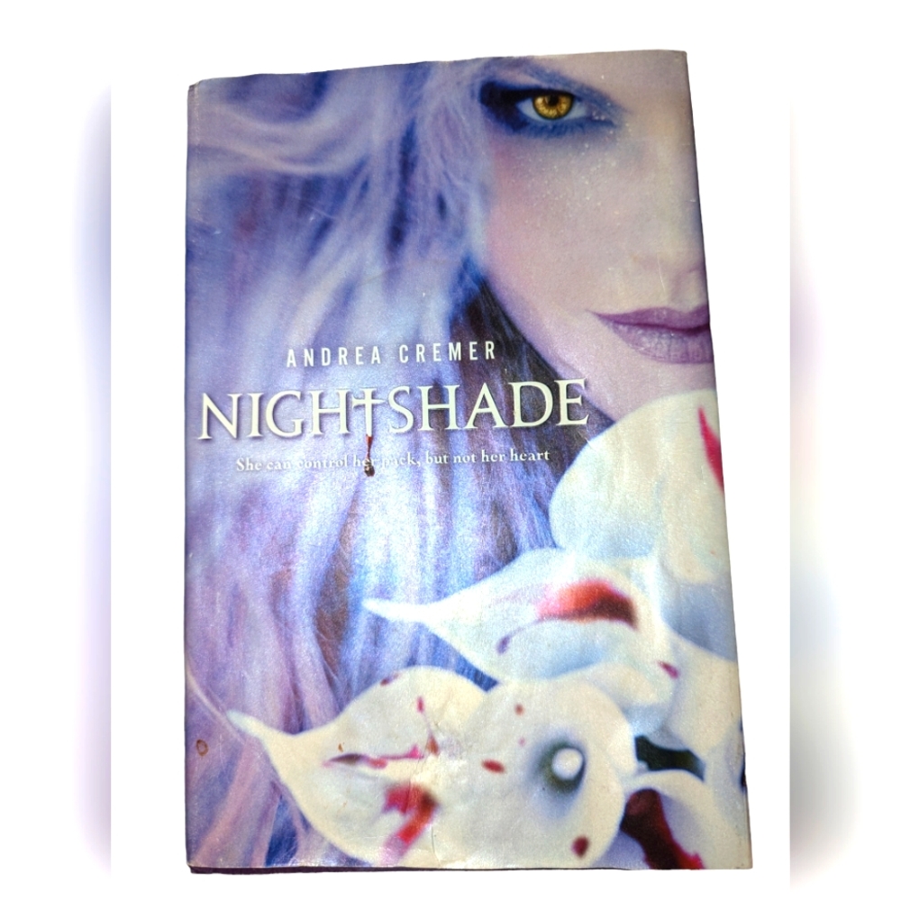 Nightshade by Andrea Cremer